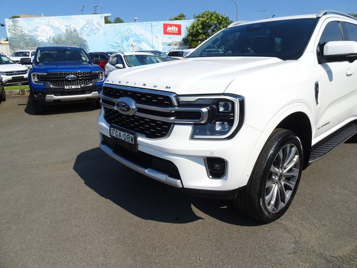 2023 Ford Everest Platinum