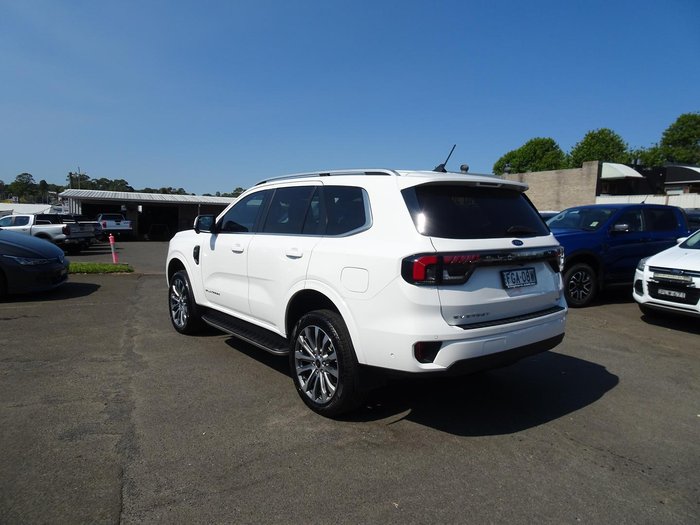 2023 Ford Everest Platinum