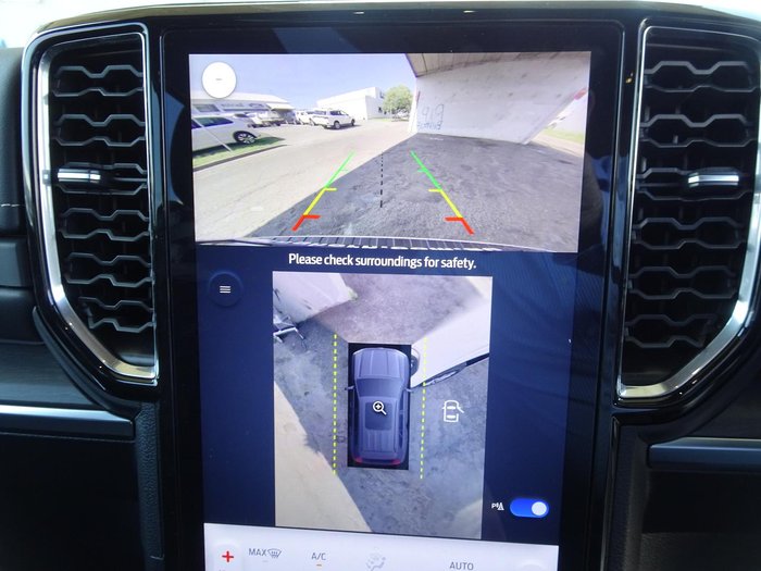 2023 Ford Everest Platinum