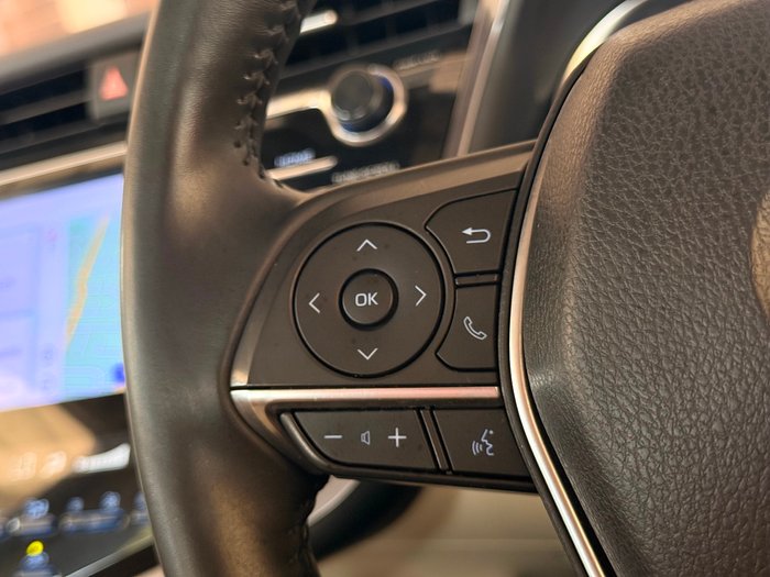 2019 Toyota Camry SL