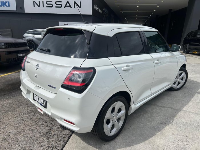 2024 Suzuki Swift Hybrid Plus