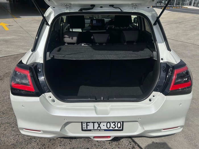 2024 Suzuki Swift Hybrid Plus