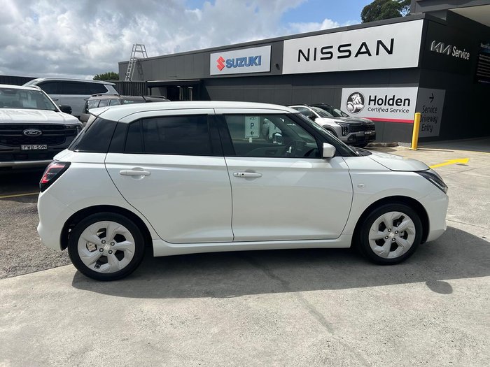 2024 Suzuki Swift Hybrid Plus