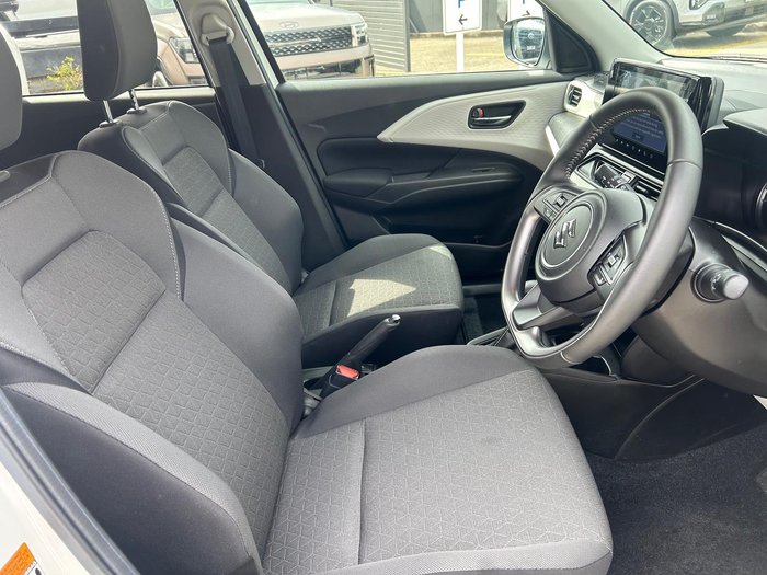 2024 Suzuki Swift Hybrid Plus