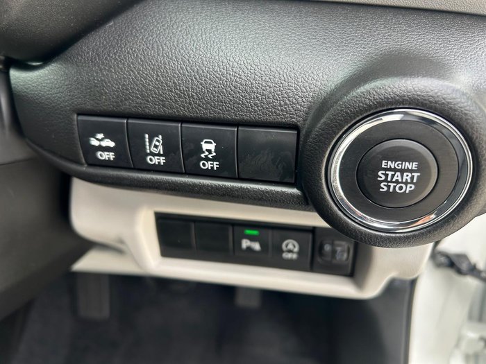 2024 Suzuki Swift Hybrid Plus