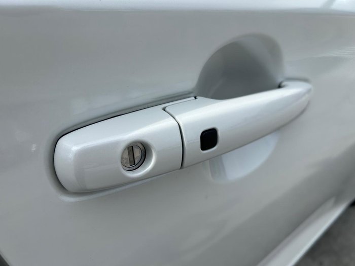 2024 Suzuki Swift Hybrid Plus