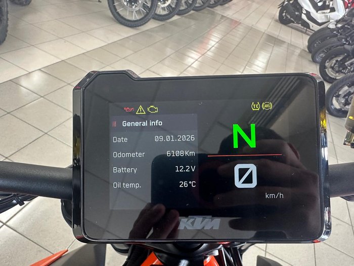 2021 KTM 1290 Super Duke R Super Duke Orange