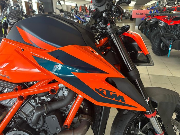2021 KTM 1290 Super Duke R Super Duke Orange