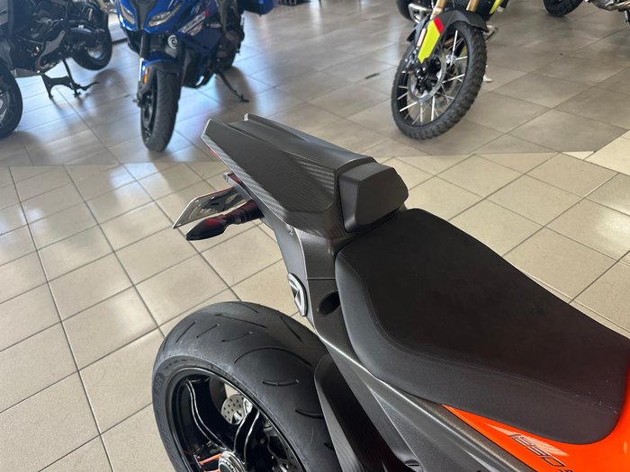 2021 KTM 1290 Super Duke R Super Duke Orange