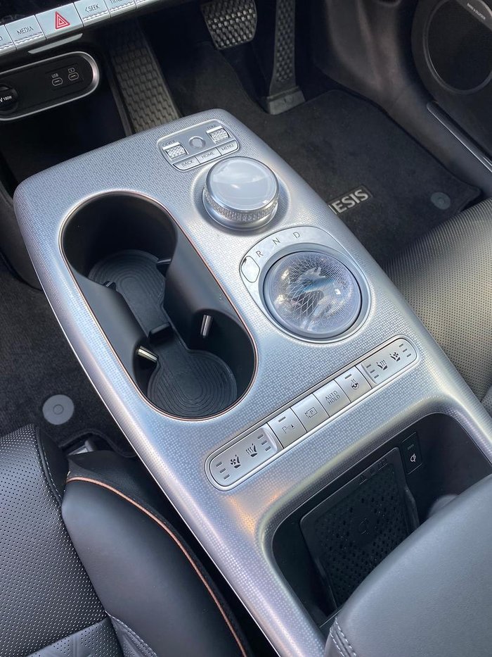 2024 Genesis GV60 AWD