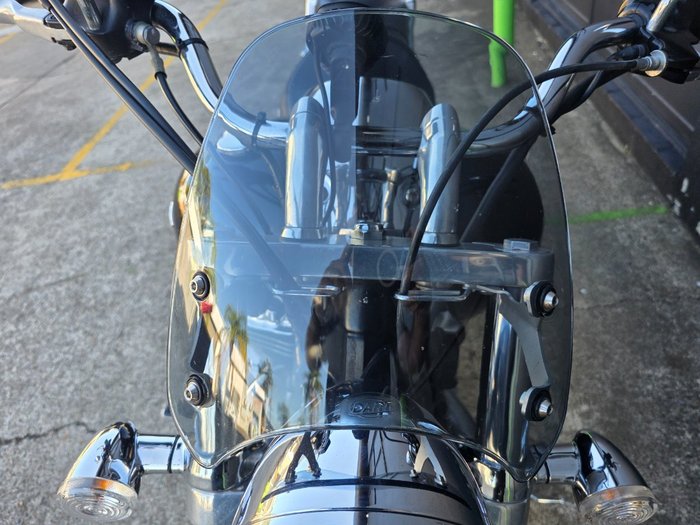 2010 Triumph THUNDERBIRD GREY