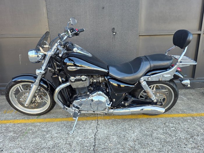 2010 Triumph THUNDERBIRD GREY