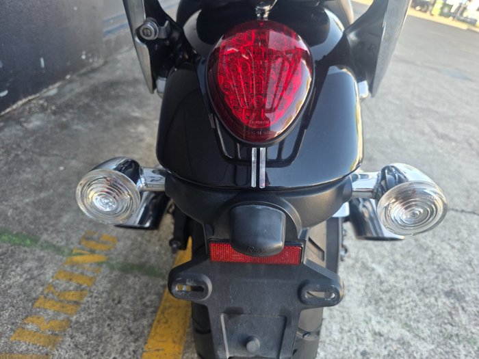 2010 Triumph THUNDERBIRD GREY