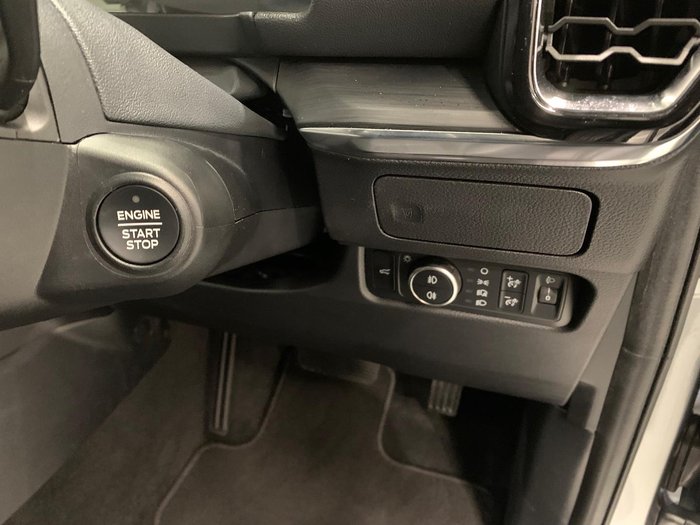 2025 Ford Everest Trend