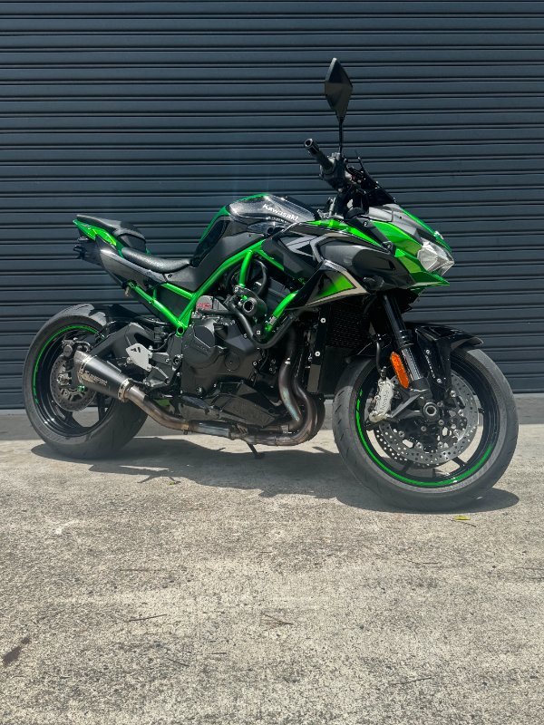 2020 Kawasaki Z H2 (ZR1000K) Green