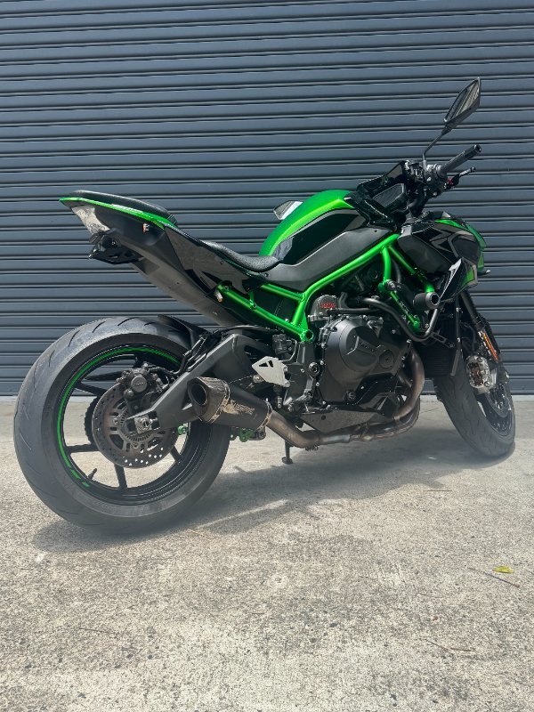 2020 Kawasaki Z H2 (ZR1000K) Green