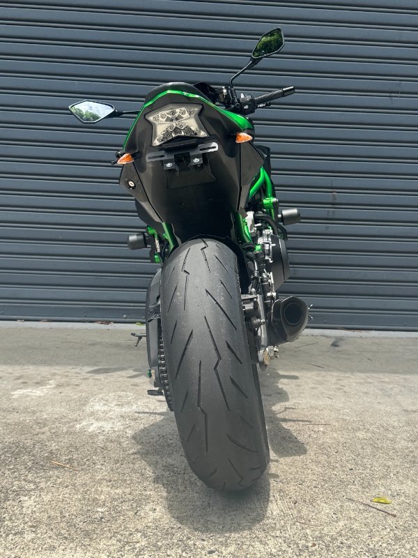 2020 Kawasaki Z H2 (ZR1000K) Green