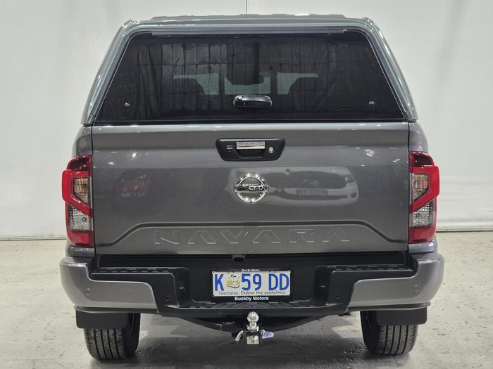 2022 Nissan Navara ST-X