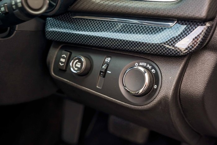 2017 Holden Ute SS VF Series II MY17 Heron White