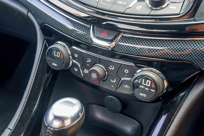 2017 Holden Ute SS VF Series II MY17 Heron White