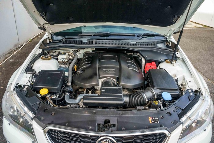 2017 Holden Ute SS VF Series II MY17 Heron White