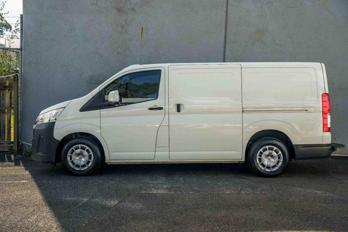 2022 Toyota Hiace GDH300R French Vanilla