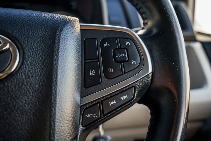 2022 Toyota Hiace GDH300R French Vanilla