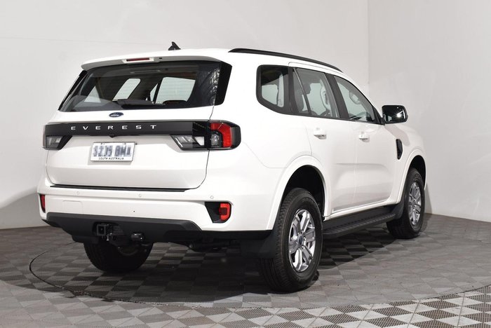 2024 Ford Everest Ambiente