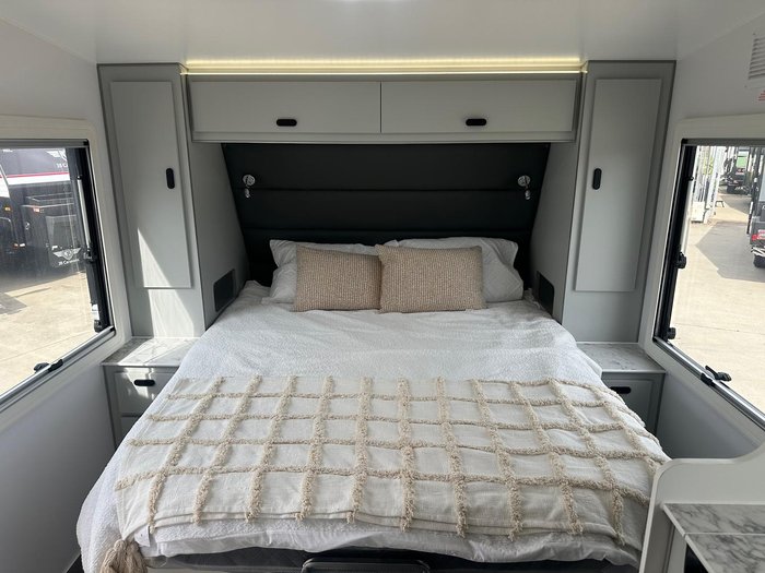 2025 JB Caravans Gator X 17'10 Front Door