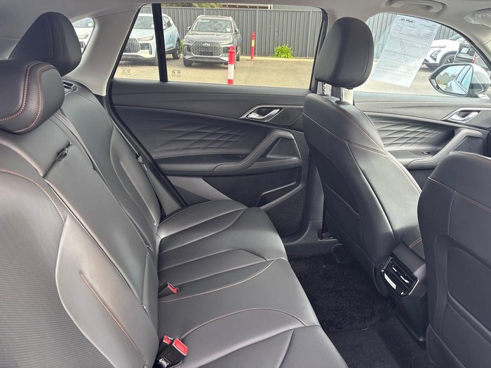 2025 MG HS Essence AS33 MY25 Lunar Grey