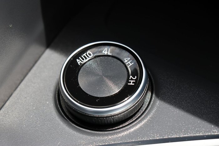 2024 LDV T60 Max LUXE SK8C MY23 4X4 Dual Range Maple Leaf Orange