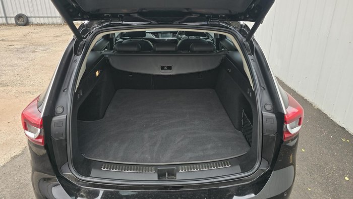 2018 Holden Commodore RS