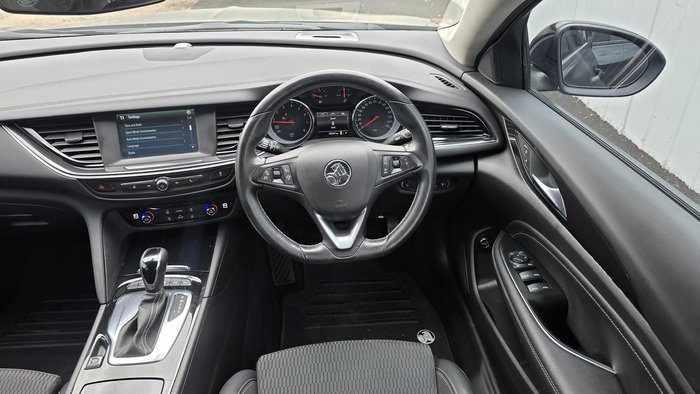 2018 Holden Commodore RS