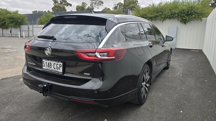 2018 Holden Commodore RS