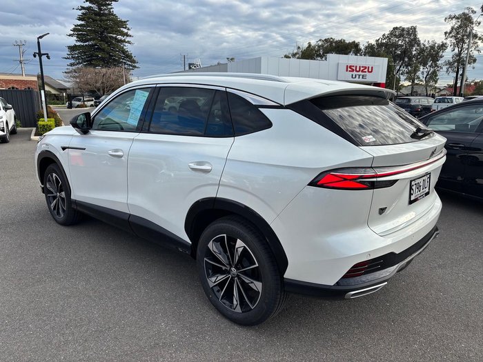 2025 MG HS Essence AS33 MY25 Pearl White