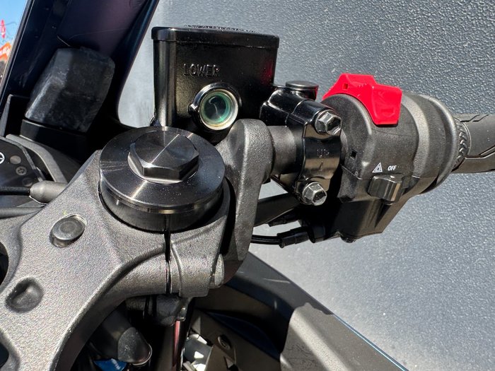 2025 Yamaha 2025 Yamaha 320CC YZF320A R3 WHITE