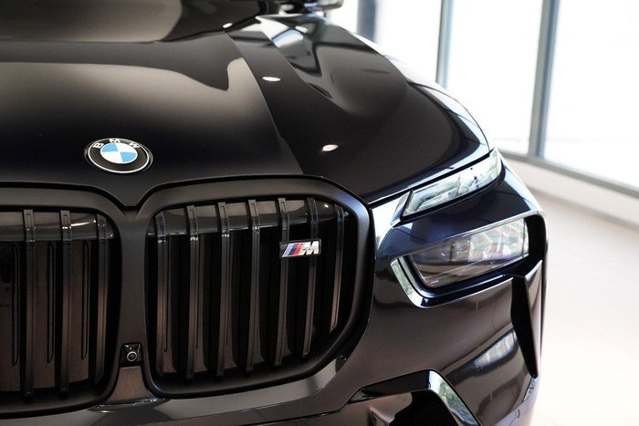 2024 BMW X7 M60i