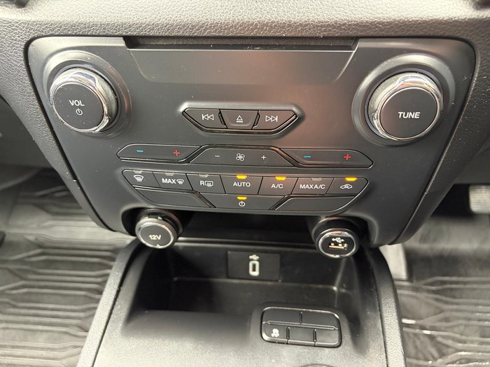 2020 Ford Everest Ambiente UA II MY20.75 Diffused Silver