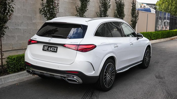 2025 Mercedes-Benz GLC-Class