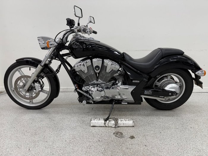 2010 Honda VT1300CS Black