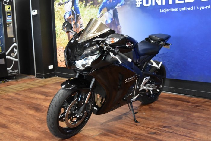 2008 Honda CBR1000RR (FIREBLADE)