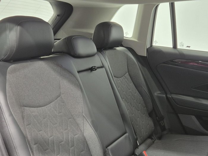 2025 Volkswagen Tiguan 110TSI Life CT MY25 Pure White