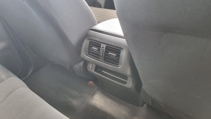 2021 Nissan Navara SL