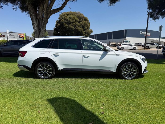 2020 SKODA Superb 200TSI Scout