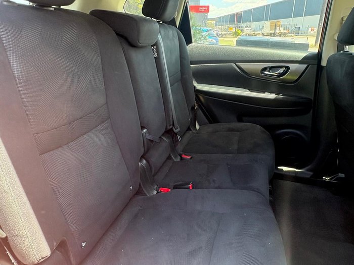 2015 Nissan X-TRAIL ST