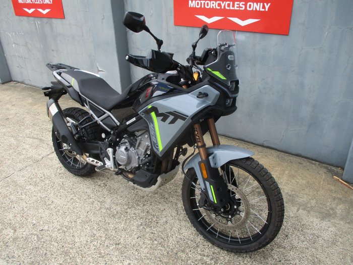 2024 CFMOTO 450 MT