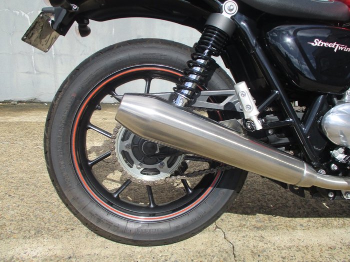 2017 Triumph STREET TWIN-PC RED