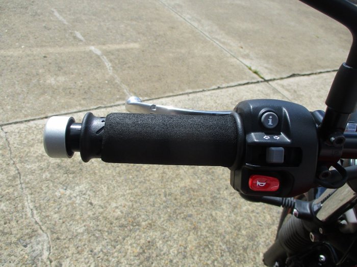 2017 Triumph STREET TWIN-PC RED