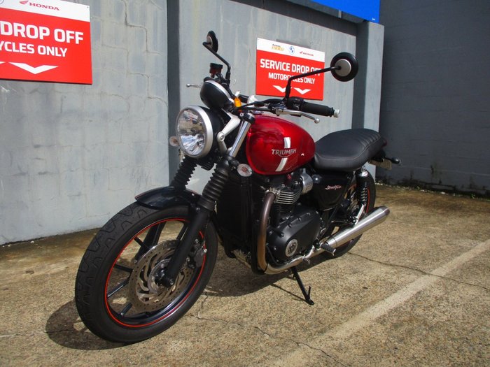2017 Triumph STREET TWIN-PC RED