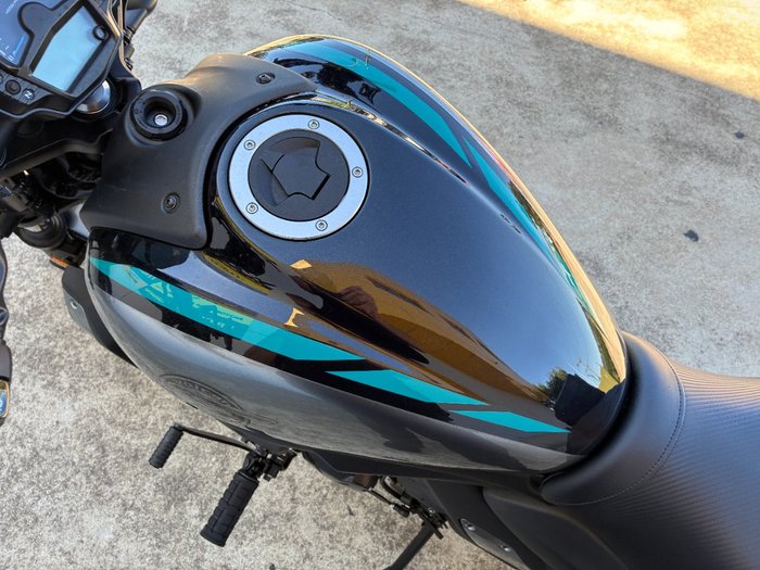 2025 Kawasaki VULCAN S CAFE Grey